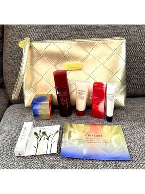 Shiseido Vital Perfection Uplifting Firming Miniatures Set Pouch Cosmetic Bag